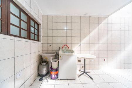 Casa para alugar com 265m², 4 quartos e 3 vagas Casa para alugar com 265m², 4 quartos e 3 vagasÁrea de Serviço