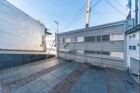 Casa para alugar com 265m², 4 quartos e 3 vagas Casa para alugar com 265m², 4 quartos e 3 vagasGaragem e Quintal Frente