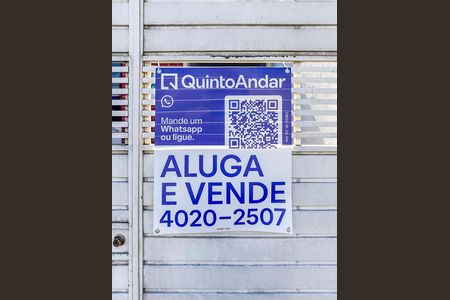 Casa para alugar com 265m², 4 quartos e 3 vagas Casa para alugar com 265m², 4 quartos e 3 vagasPlaca instalada na Fachada