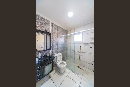 Casa para alugar com 265m², 4 quartos e 3 vagas Casa para alugar com 265m², 4 quartos e 3 vagasBanheiro casa 2