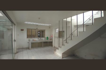 Foto 21 de casa à venda com 3 quartos, 220m² em Vila Dalva, São Paulo