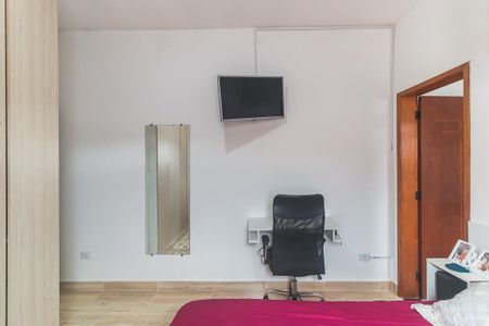 Casa para alugar com 72m², 2 quartos e 2 vagas Casa para alugar com 72m², 2 quartos e 2 vagasQuarto 2 - Suíte