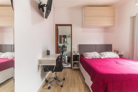 Casa para alugar com 72m², 2 quartos e 2 vagas Casa para alugar com 72m², 2 quartos e 2 vagasQuarto 2 - Suíte
