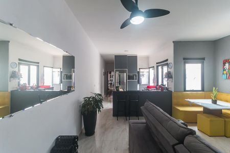 Casa para alugar com 72m², 2 quartos e 2 vagas Casa para alugar com 72m², 2 quartos e 2 vagasSala
