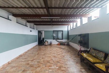 Casa para alugar com 72m², 2 quartos e 2 vagas Casa para alugar com 72m², 2 quartos e 2 vagasGaragem