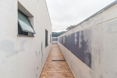 Casa para alugar com 72m², 2 quartos e 2 vagas Casa para alugar com 72m², 2 quartos e 2 vagasCorredor