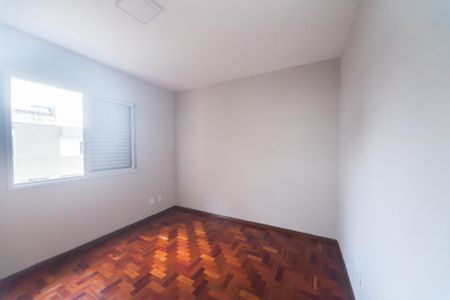 Apartamento à venda com 100m², 3 quartos e 2 vagasquarto 2