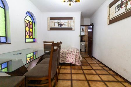 Casa para alugar com 270m², 3 quartos e 2 vagas Casa para alugar com 270m², 3 quartos e 2 vagasSala de Jantar