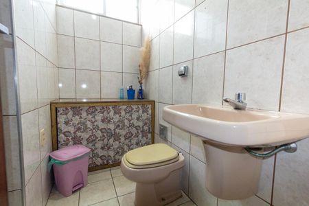 Casa para alugar com 270m², 3 quartos e 2 vagas Casa para alugar com 270m², 3 quartos e 2 vagasBanheiro 1