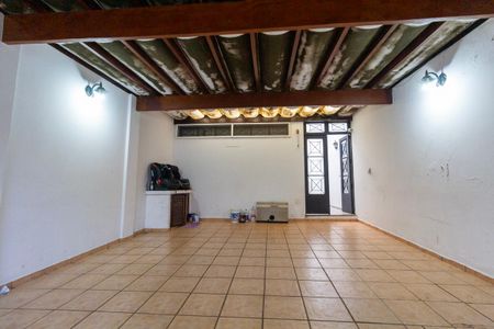 Casa para alugar com 270m², 3 quartos e 2 vagas Casa para alugar com 270m², 3 quartos e 2 vagasGaragem