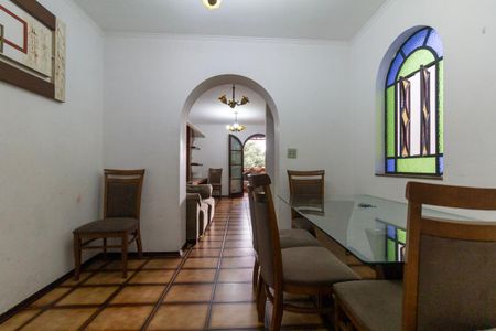 Casa para alugar com 270m², 3 quartos e 2 vagas Casa para alugar com 270m², 3 quartos e 2 vagasSala de Jantar