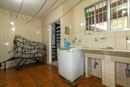 Casa para alugar com 270m², 3 quartos e 2 vagas Casa para alugar com 270m², 3 quartos e 2 vagasÁrea de Serviço