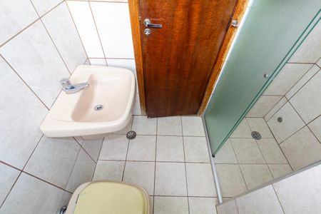 Casa para alugar com 270m², 3 quartos e 2 vagas Casa para alugar com 270m², 3 quartos e 2 vagasBanheiro 1