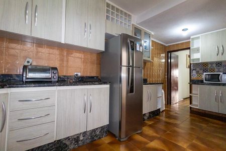 Casa para alugar com 270m², 3 quartos e 2 vagas Casa para alugar com 270m², 3 quartos e 2 vagasCozinha