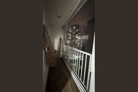Apartamento à venda com 65m², 2 quartos e 1 vaga Apartamento à venda com 65m², 2 quartos e 1 vagaVaranda