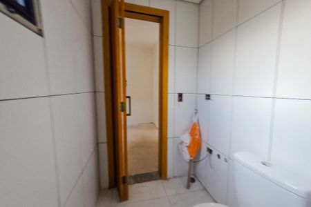 Apartamento à venda com 85m², 2 quartos e 2 vagasBanheiro da Suíte 1