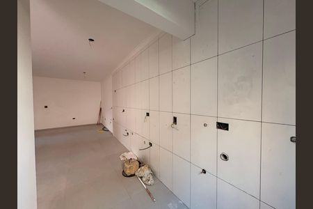 Apartamento à venda com 105m², 2 quartos e 2 vagasCozinha