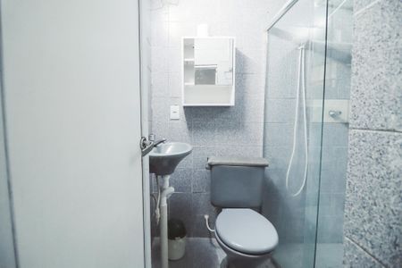 Casa para alugar com 70m², 1 quarto e 1 vaga Casa para alugar com 70m², 1 quarto e 1 vagaBanheiro