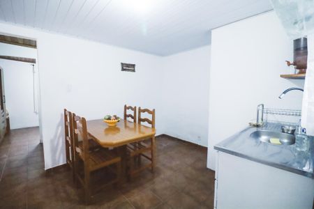 Casa para alugar com 70m², 1 quarto e 1 vaga Casa para alugar com 70m², 1 quarto e 1 vagaCozinha