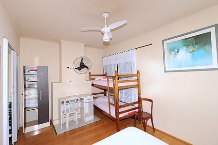 Casa à venda com 300m², 7 quartos e 4 vagasQuarto 4