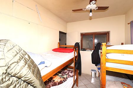 Casa à venda com 300m², 7 quartos e 4 vagasQuarto 2