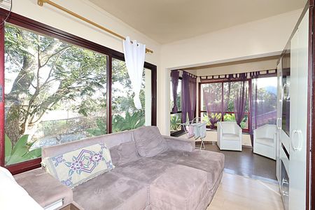 Casa à venda com 300m², 7 quartos e 4 vagasSala 1
