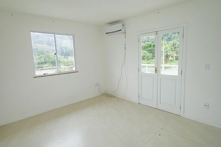 Quarto 1 de casa de condomínio para alugar com 3 quartos, 150m² em Guaratiba, Rio de Janeiro