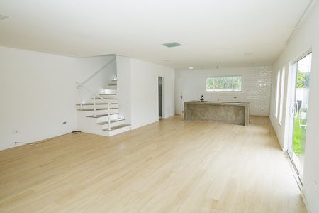 Sala de casa de condomínio para alugar com 3 quartos, 150m² em Guaratiba, Rio de Janeiro