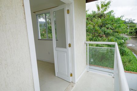 Casa de condomínio para alugar com 150m², 3 quartos e 2 vagas Casa de condomínio para alugar com 150m², 3 quartos e 2 vagasVaranda do Quarto menor