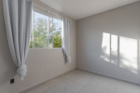 Quarto 1 de apartamento para alugar com 2 quartos, 41m² em Sarandi, Porto Alegre