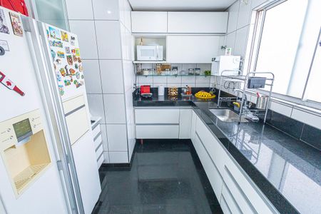 Apartamento à venda com 169m², 3 quartos e 2 vagascozinha