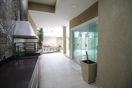 Casa de condomínio à venda com 490m², 4 quartos e 2 vagasChurrasqueira