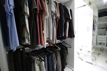 Casa de condomínio à venda com 490m², 4 quartos e 2 vagasCloset da suíte 3