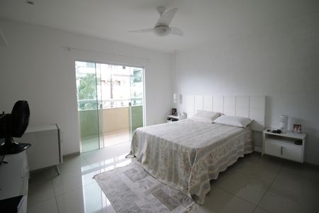 Casa de condomínio à venda com 490m², 4 quartos e 2 vagasSuíte 3