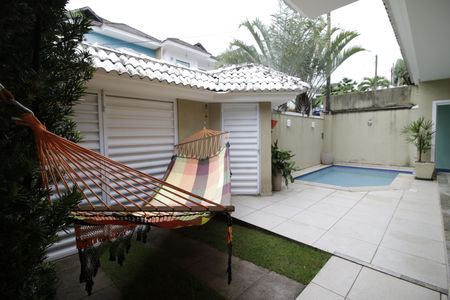 Casa de condomínio à venda com 490m², 4 quartos e 2 vagasPiscina
