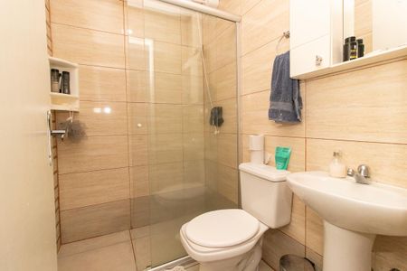 Casa à venda com 330m², 4 quartos e 1 vaga Casa à venda com 330m², 4 quartos e 1 vagaBanheiro Social