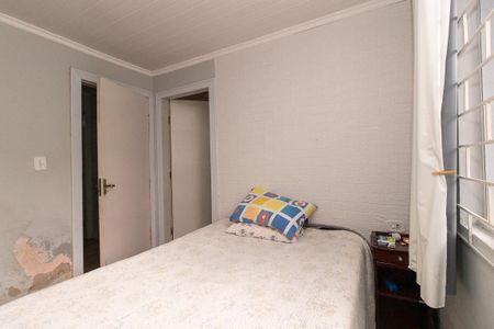 Casa à venda com 330m², 4 quartos e 1 vaga Casa à venda com 330m², 4 quartos e 1 vagaQuarto 2 - Suíte