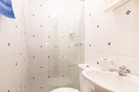 Casa à venda com 330m², 4 quartos e 1 vaga Casa à venda com 330m², 4 quartos e 1 vagaBanheiro Social