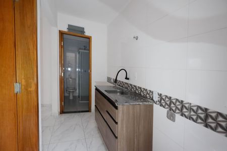 Cozinha  de apartamento para alugar com 1 quarto, 37m² em Vila Constança, São Paulo