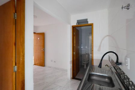 Cozinha  de apartamento para alugar com 1 quarto, 37m² em Vila Constança, São Paulo