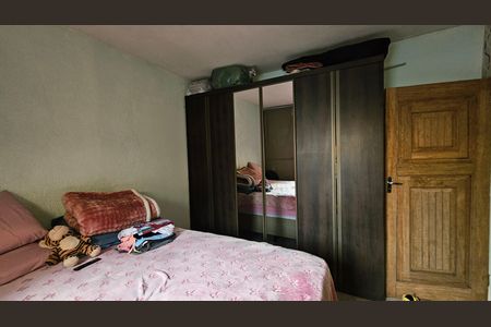 Casa à venda com 80m², 2 quartos e 3 vagas Casa à venda com 80m², 2 quartos e 3 vagasQuarto