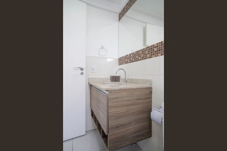Apartamento à venda com 67m², 2 quartos e 1 vagaBanheiro da suíte