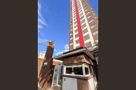 Apartamento à venda com 67m², 2 quartos e 1 vagaFachada + plaquinha