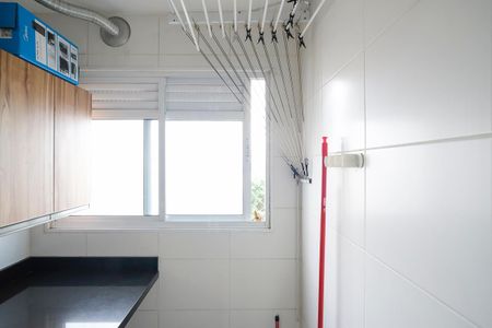 Apartamento à venda com 67m², 2 quartos e 1 vagaÁrea de serviço