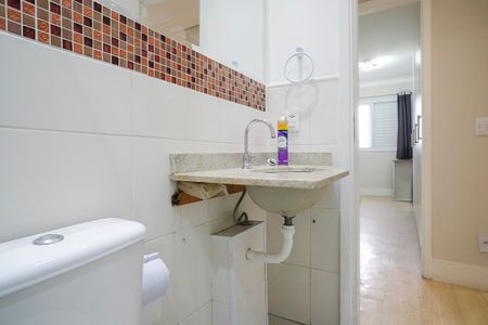 Apartamento à venda com 67m², 2 quartos e 1 vagaBanheiro social