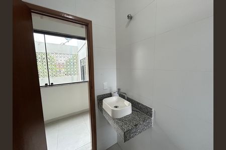 Casa para alugar com 461m², 8 quartos e 5 vagasBanheiro Social 2