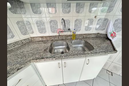 Casa para alugar com 461m², 8 quartos e 5 vagasCozinha