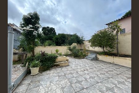 Casa para alugar com 461m², 8 quartos e 5 vagasQuintal