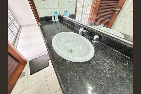 Casa para alugar com 461m², 8 quartos e 5 vagasBanheiro da Suíte