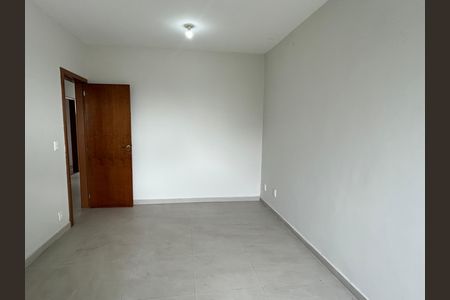 Casa para alugar com 461m², 8 quartos e 5 vagasQuarto 8